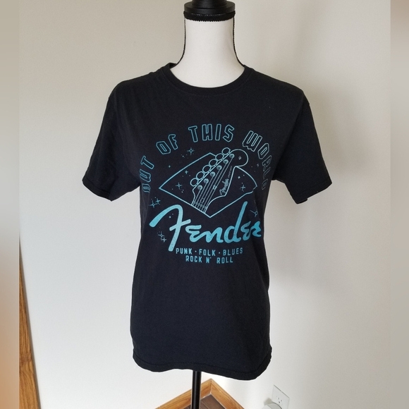 Fender Guitar Graphic T Shirt - Picture 1 of 3